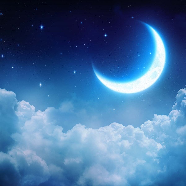 Image of the moon and clouds